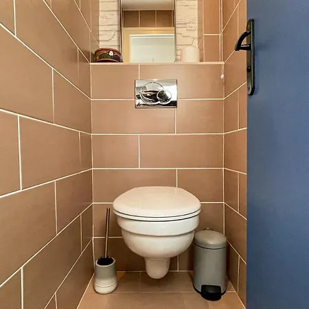 Homey Montaigne - New - A 1 Min à Pied Du D'annecy - 2 Balcons Privés - Avec 2 Chambres - Stationnement Gratuit Toute L'année Sauf En été - Juin à Août Annecy